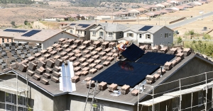 Residential solar power installations rose by 34% from 2.9 gigawatts in 2020 to 3.9 gigawatts in 2021, according to data from the US EIA.