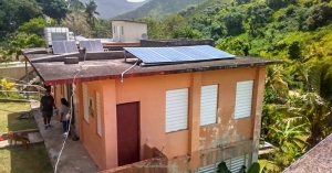 Students have developed a policy proposal and urging government officials in Puerto Rico and Washington DC to promote rooftop solar power.