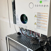 Newly developed software allows the management of thousands of residential batteries, which, if used collectively, become a virtual power plant.