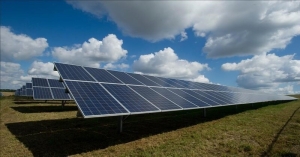 The CPUC approved 800MW of new solar and battery storage projects to ensure Californians can get reliable power through 2026.