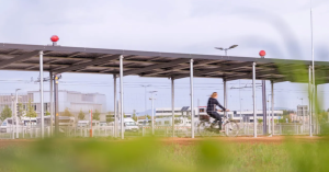 The solar-covered cycling path means that cyclists are sheltered from the elements while they pedal with no emissions, and the shelter makes clean energy.