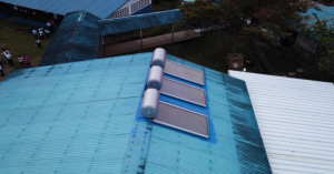 The solar water heaters in Hato Chami school allow students to take hot showers and make it easier for staff to boil water when preparing meals.