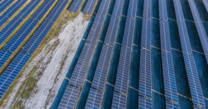 The solar carport industry is harnessing the sun’s power to revolutionize electricity generation while simultaneously providing essential shade and shelter for parked vehicles.