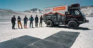 A Swiss team called Peak Evolution successfully climbed the western edge of Ojos del Salado in their solar-powered electric truck.