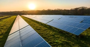 Meta has signed a 330MW solar Environmental Attributes Purchase Agreement (EAPA) with Adapture Renewables in Arkansas and Illinois.
