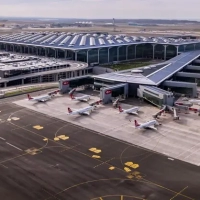 Istanbul Airport will have its entire electricity needs met by a solar energy plant that is slated to be launched by the end of the year.
