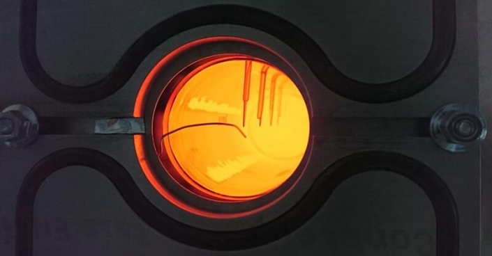 ptp-052224-5 Swiss researchers have developed a solar energy method using synthetic quartz to achieve temperatures above 1,000°C for industrial processes