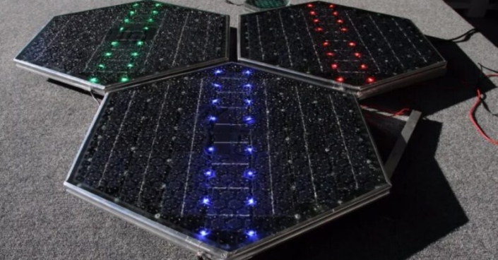 ptp-062024-1 Now, in Scotland, the development of a hexagonal solar panel that could work even at night has just been announced.