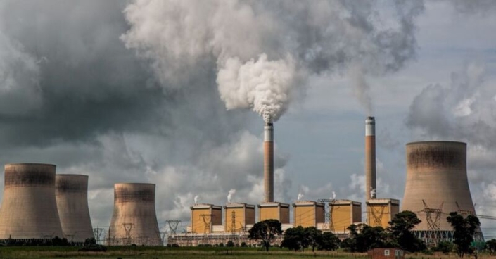 ptp-062024-2 A study indicates that it would be financially viable to close more than 800 coal-fired power plants in emerging countries and replace them with solar installations by the end of the decade.