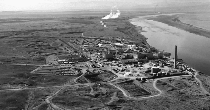 ptp-080624-1 The US Department of Energy (DOE) plans to build a 1 GW solar farm on a former top-secret Manhattan Project nuclear site in Washington State.